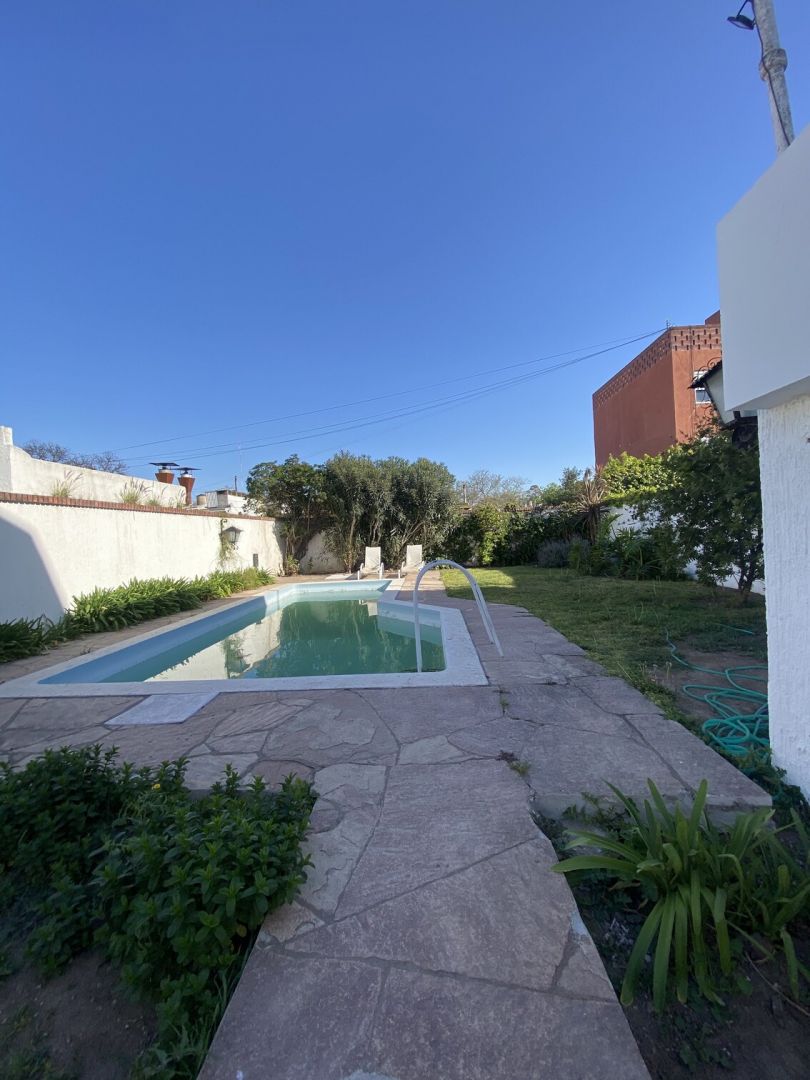 Casa en alquiler Centro 5 ambientes