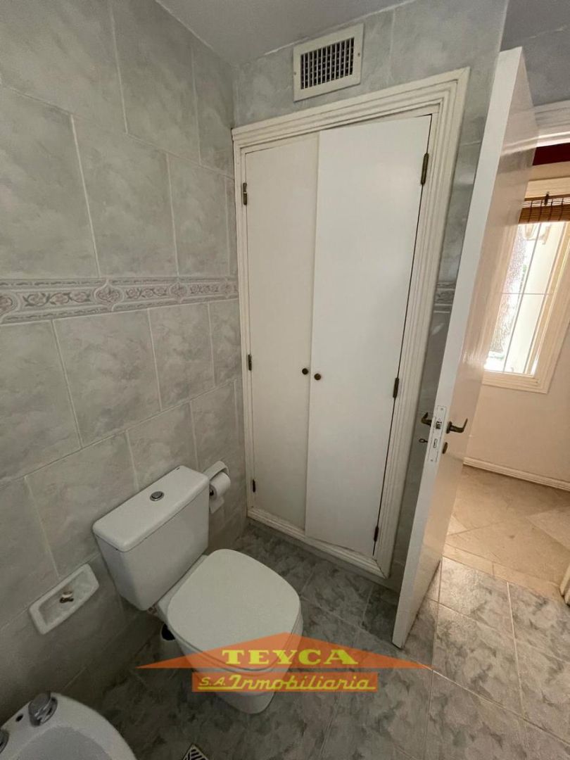 Casa en venta Lasalle 4 ambientes