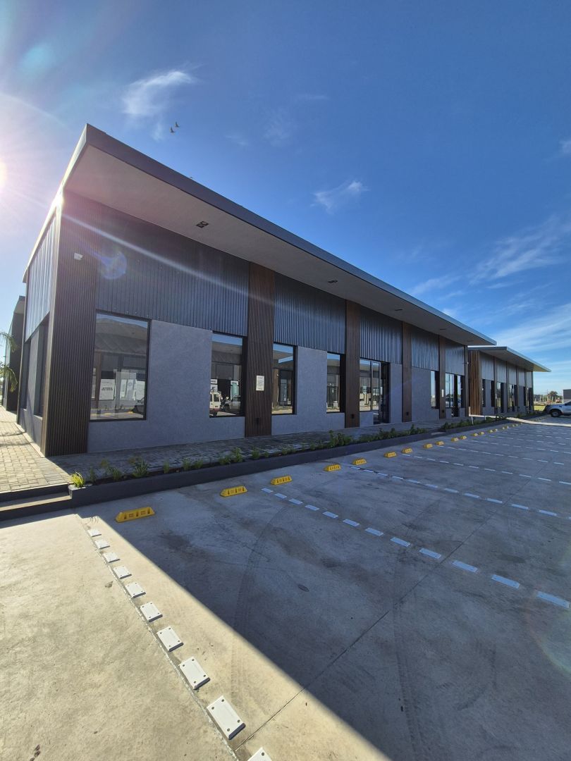 ALQUILER DE LOCAL EN Ezeiza - Espacio Nova - 33