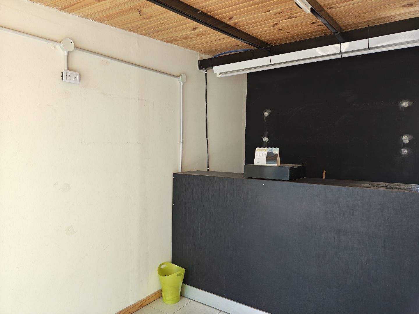 Local Comercial en Alquiler en Neuquen, Neuquen