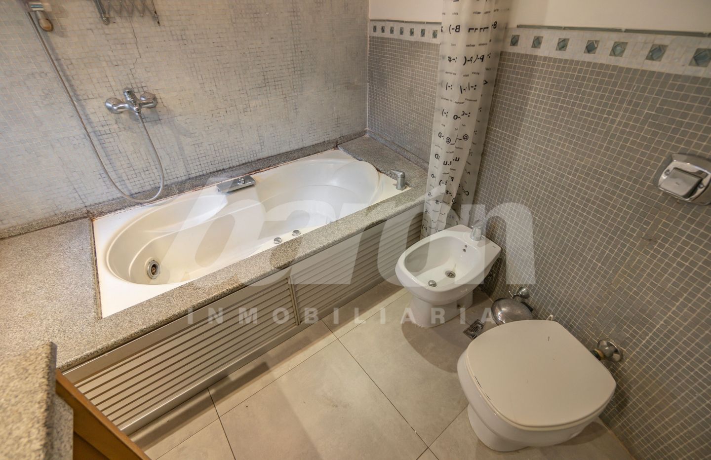 VENTA DE DEPARTAMENTO EN Lomas de Zamora - Banfield - 33