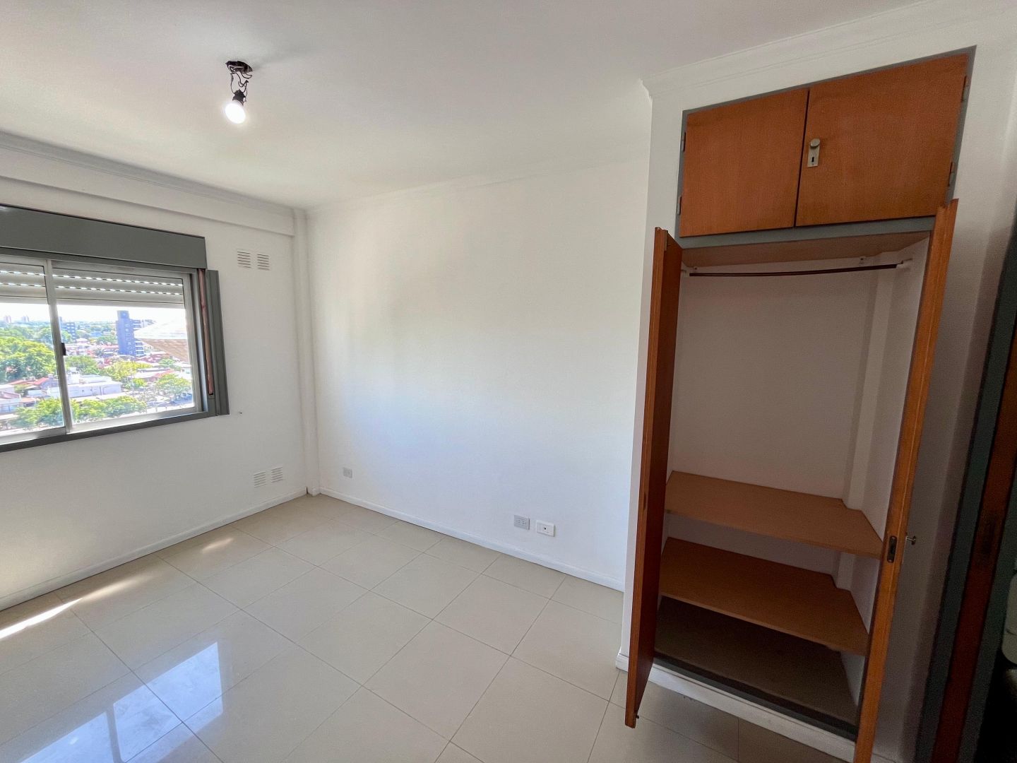 ALQUILER DE DEPARTAMENTO EN Tres de Febrero - Caseros - 11