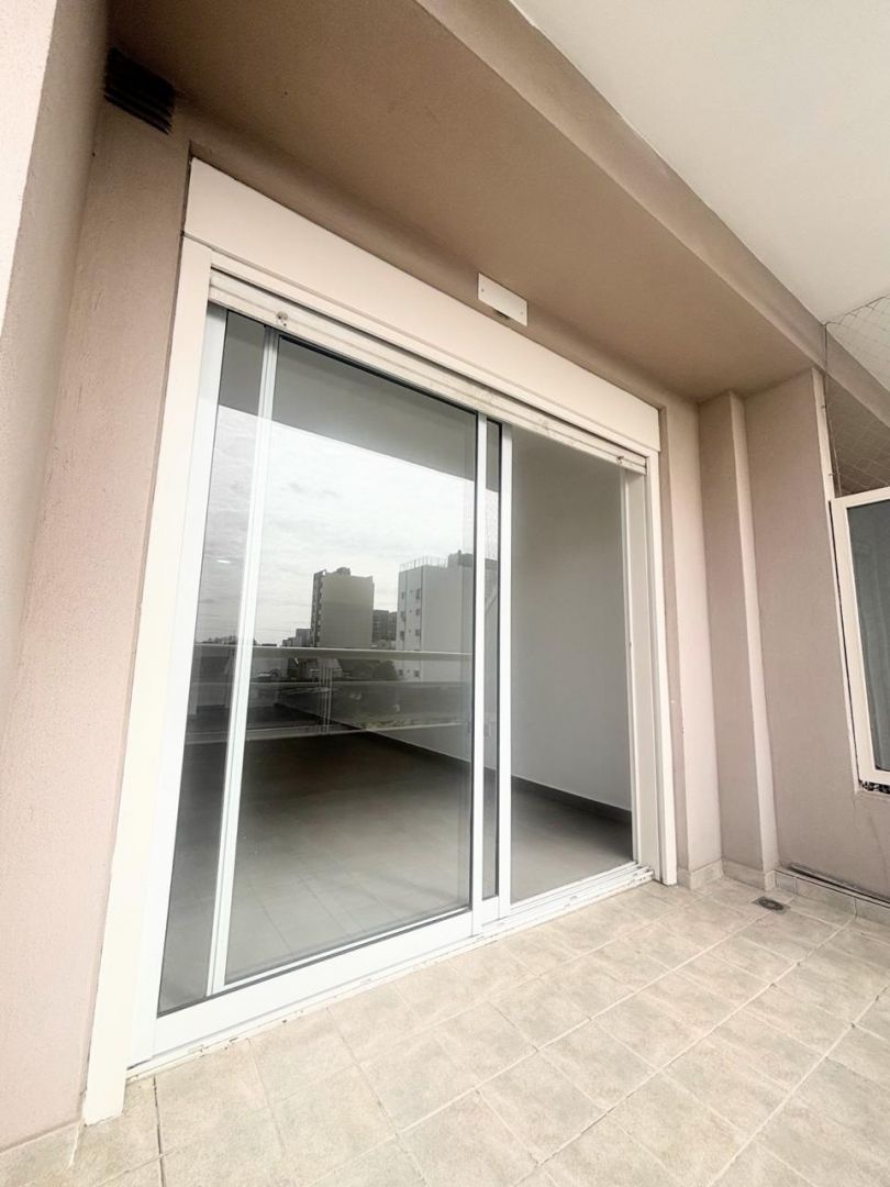 Departamento en Venta en Tres de Febrero, G.B.A. Zona Oeste