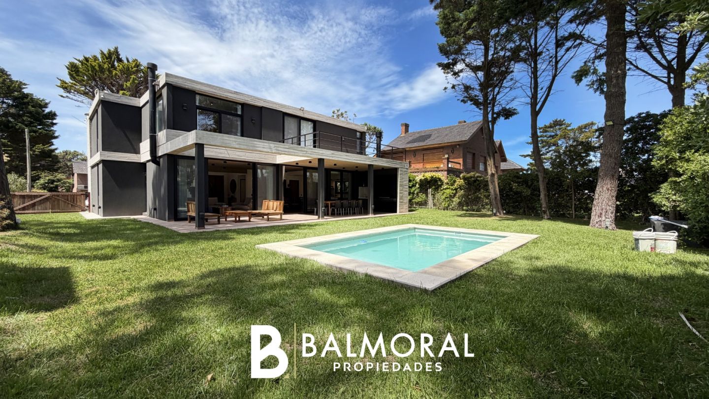 ALQUILER DE CASA EN Pinamar - Lasalle - 35