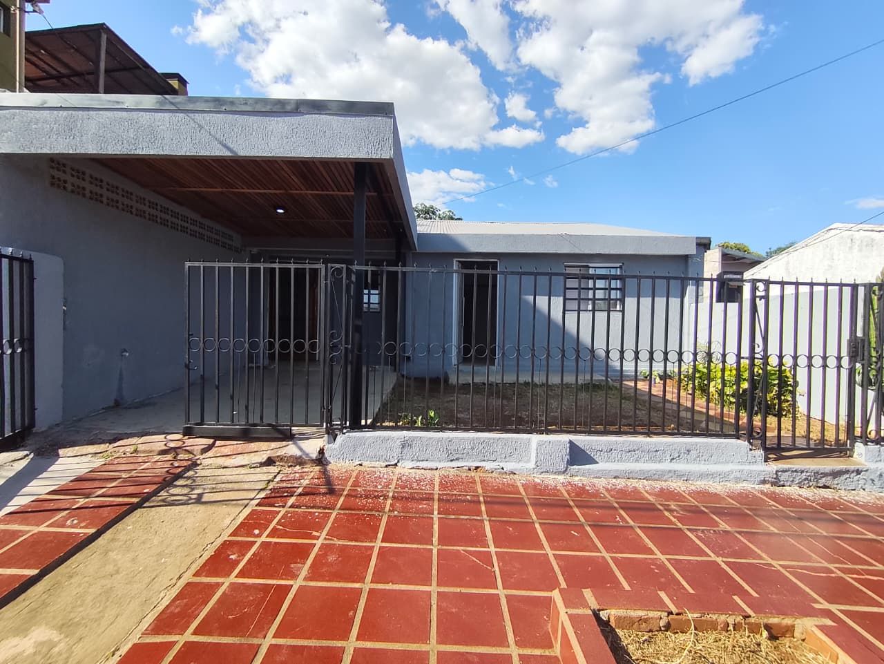 Casa en Luis Pasteur 1700