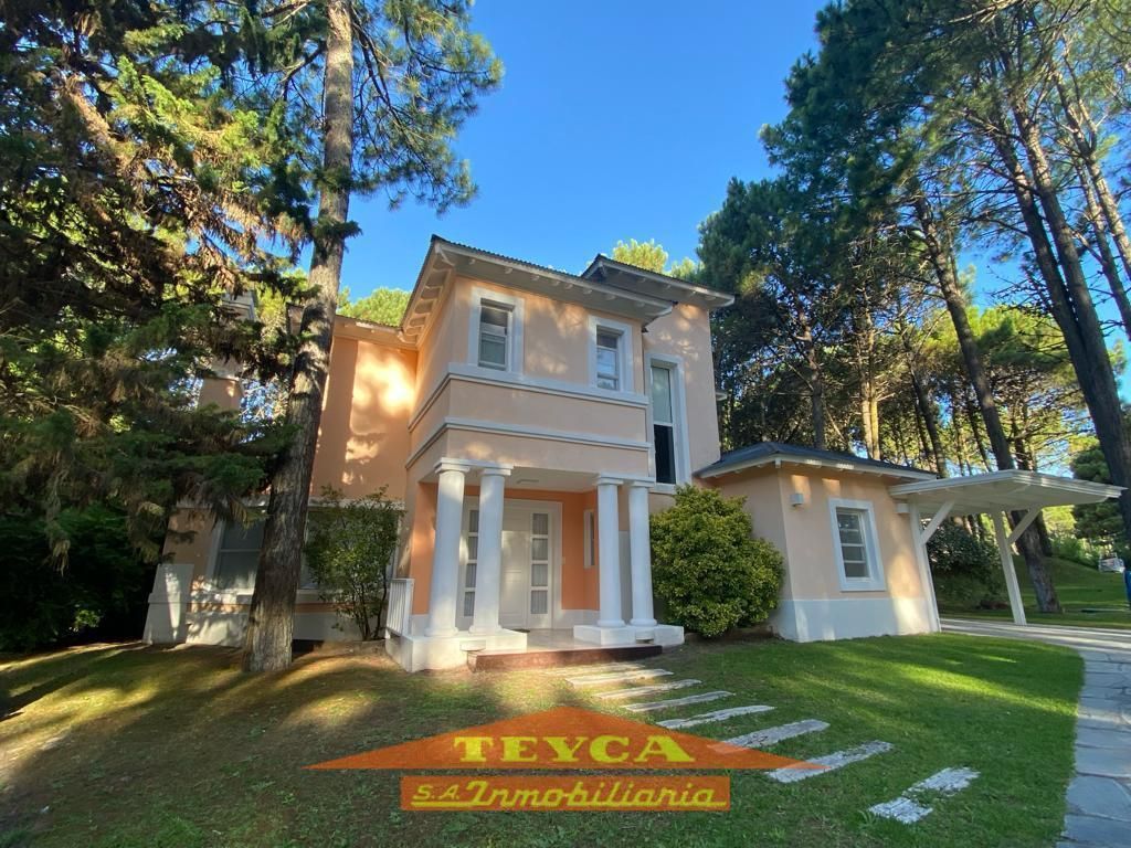 Casa en venta Pinamar Chico 4 ambientes