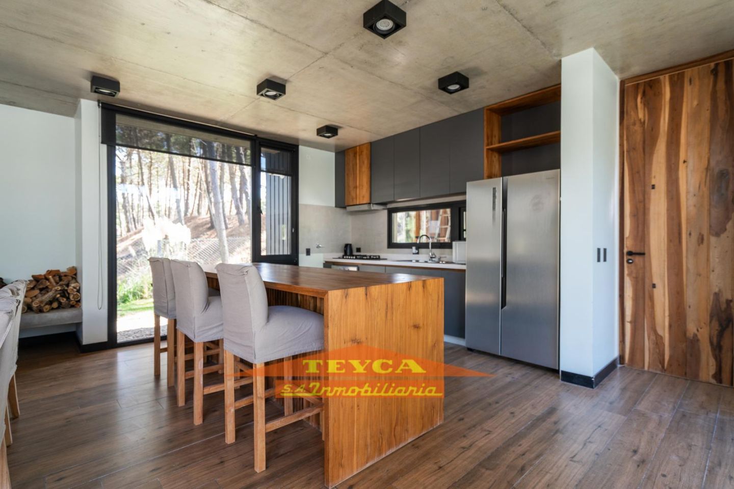 Casa en venta Barrio Pioneros 4 ambientes