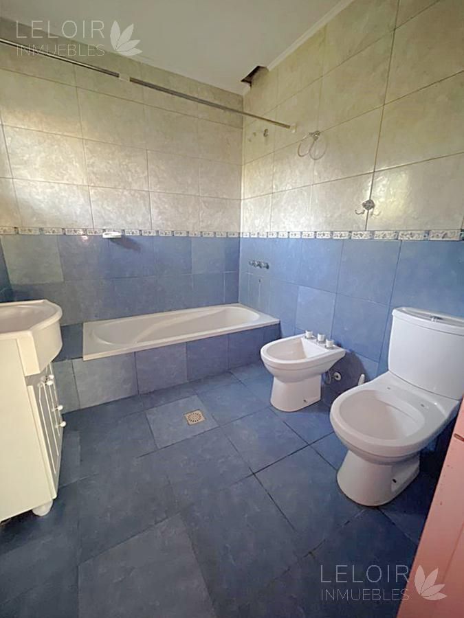 Casa en Venta en Ituzaingo, G.B.A. Zona Oeste