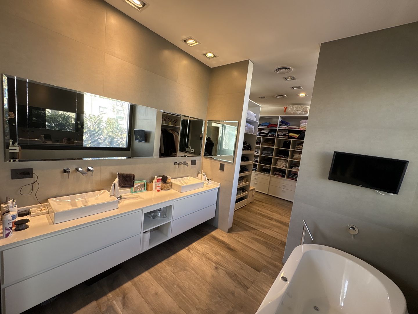 VENTA DE CASA EN San Miguel - Buenos Aires Village - 32