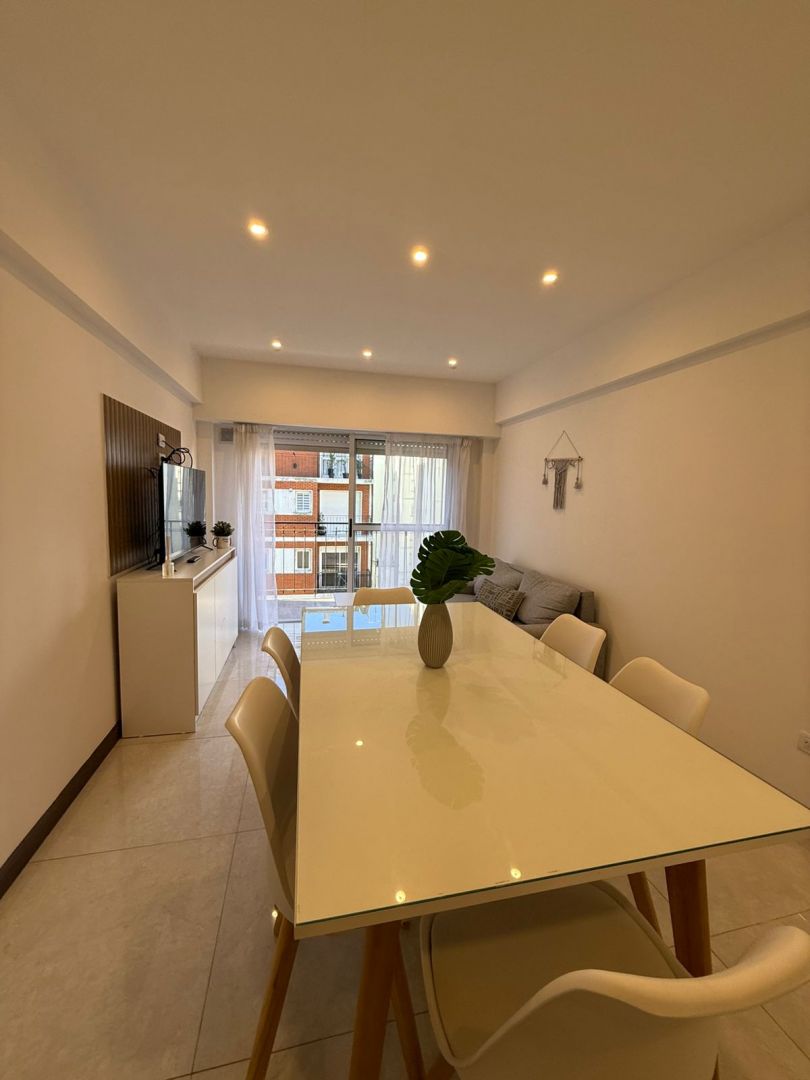 Departamento en Almirante Brown 2300