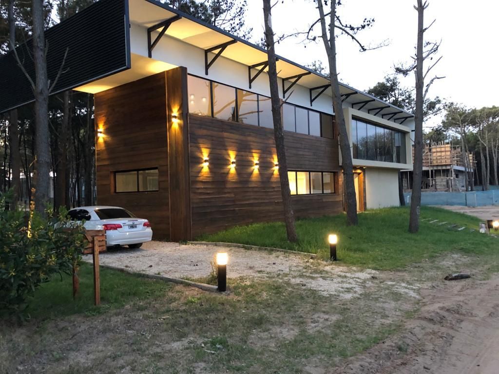 Casa en Venta en Pinamar, Buenos Aires Costa Atlantica
