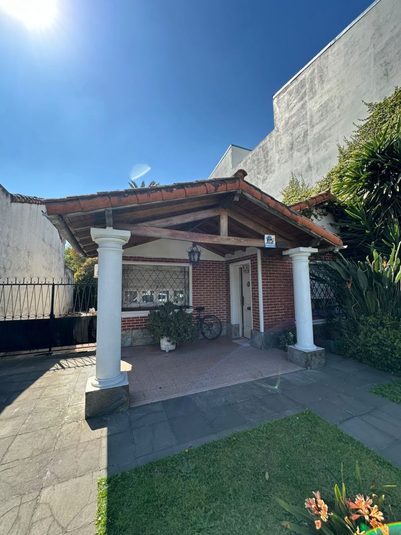 Casa en venta 4 ambientes