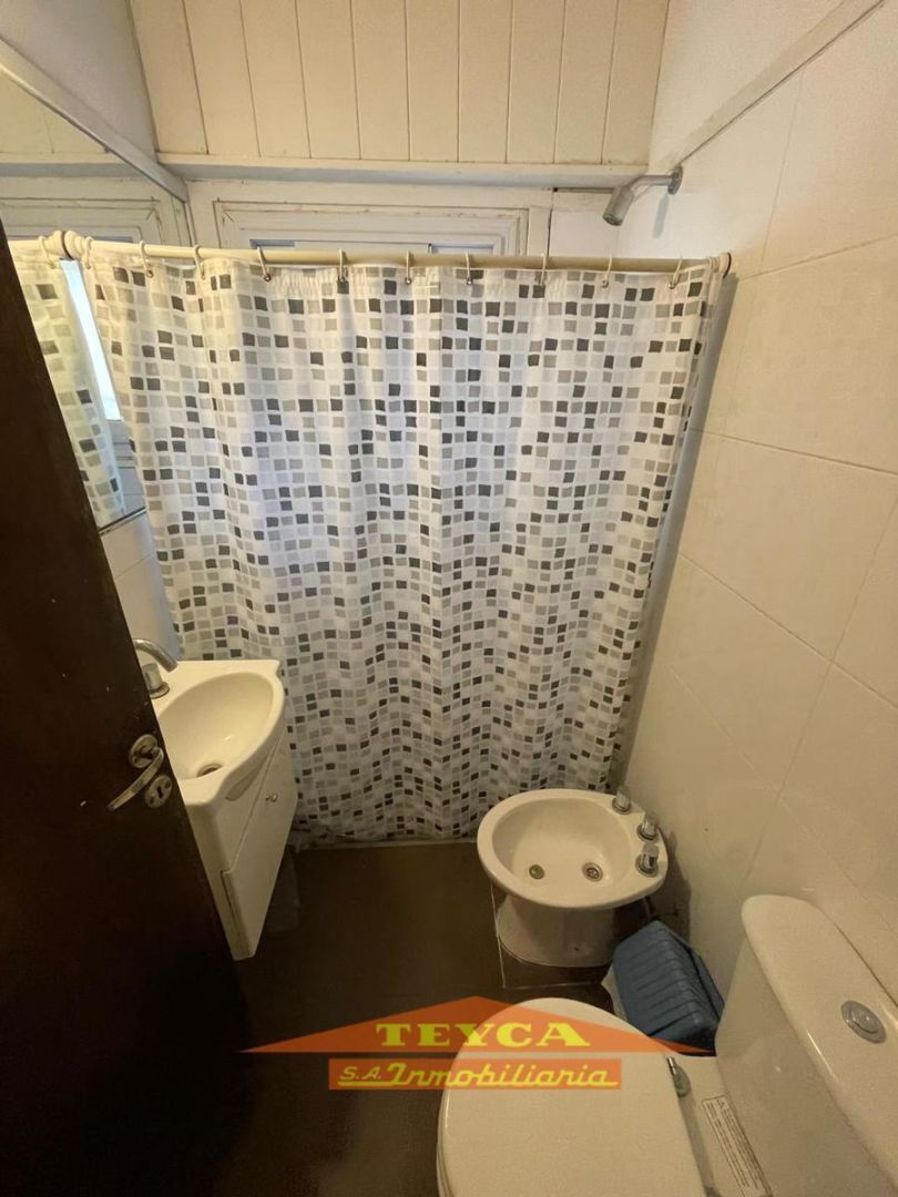 Casa en venta Golf Viejo 5 ambientes