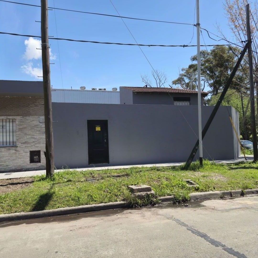 Avellaneda LOMAS DE ZAMORA 900