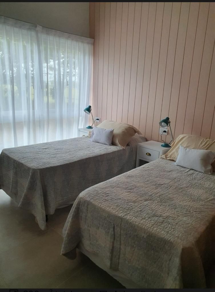 Casa en Venta en Pinamar, Buenos Aires Costa Atlantica