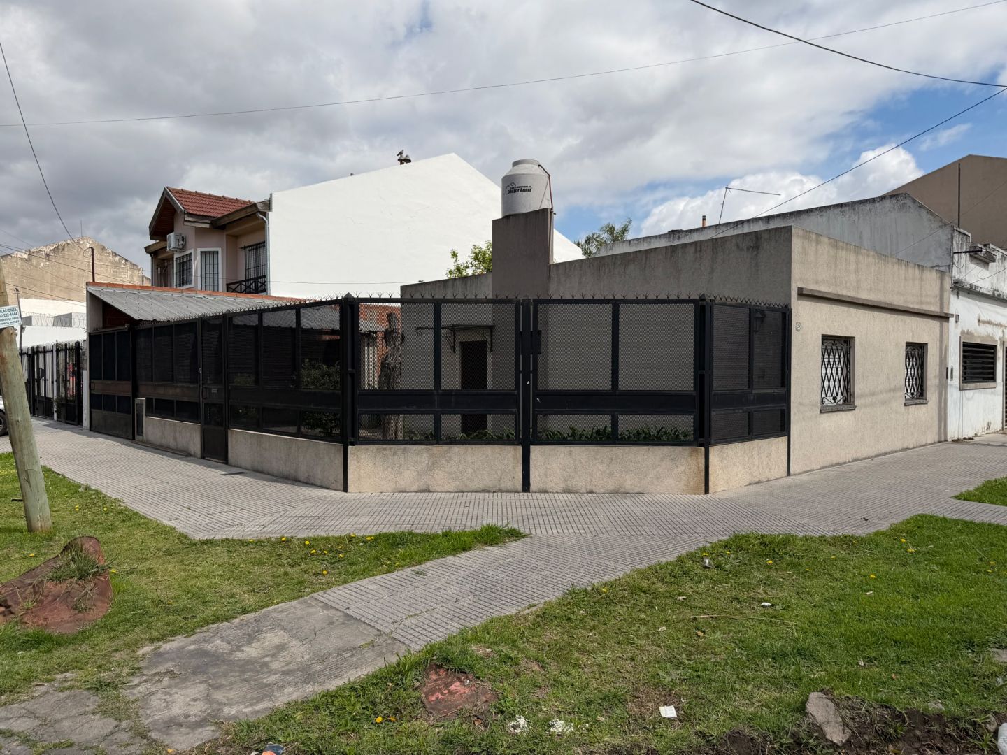 Casa en MANUEL QUINTANA 2200