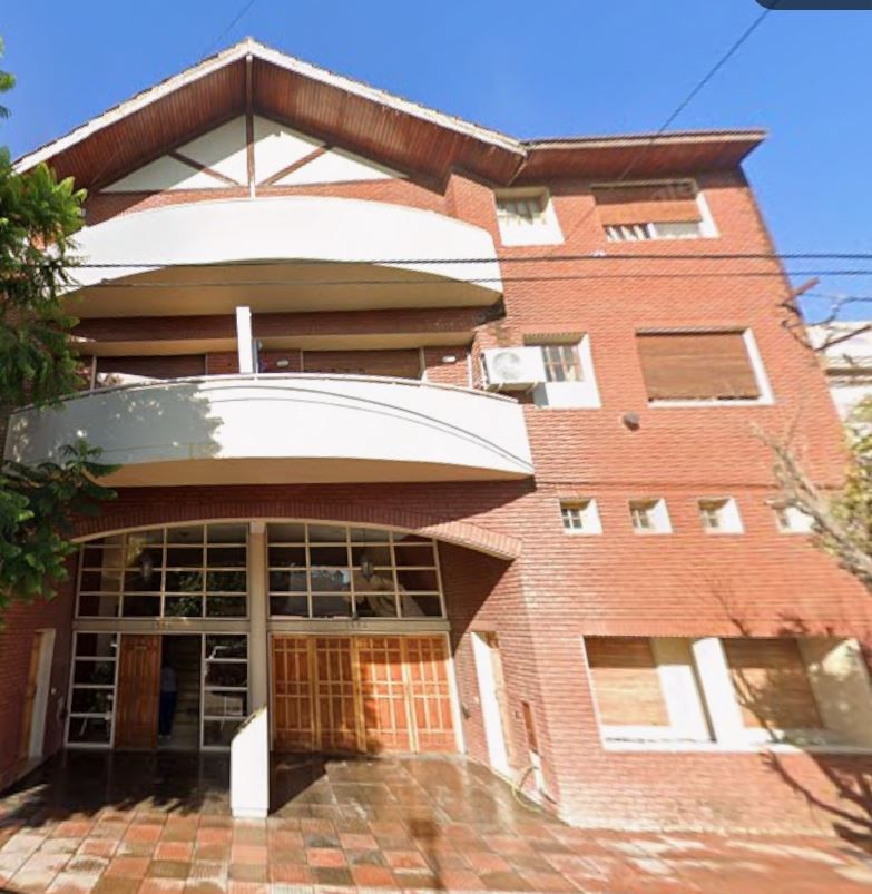 Departamento en Alvaro Barros 2500