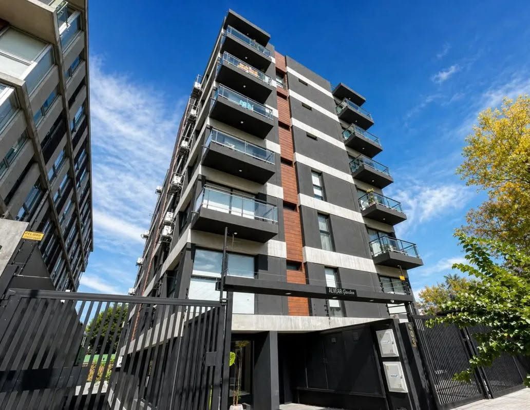 Departamento en Alvear 900