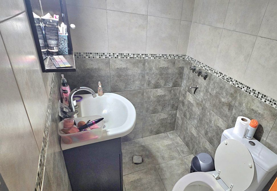 Local Comercial en Venta en Alte. Brown, G.B.A. Zona Sur