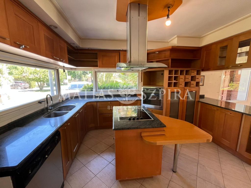 ALQUILER DE CASA EN Ituzaingó - Villa Udaondo - 31
