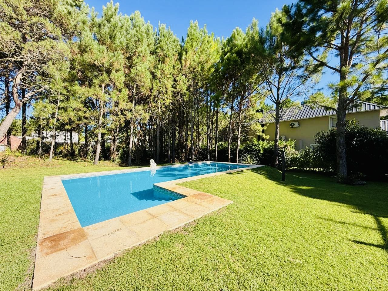 Casa en Venta en Pinamar, Buenos Aires Costa Atlantica