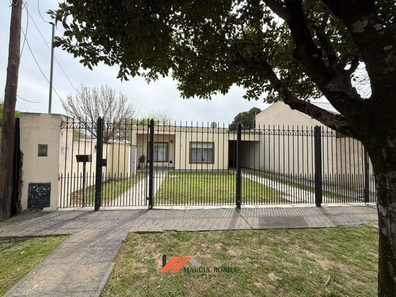 Casa en Calle 48 3100