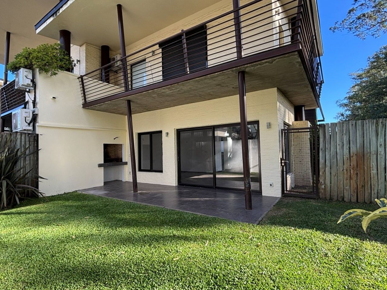 Casa EN ALQUILER