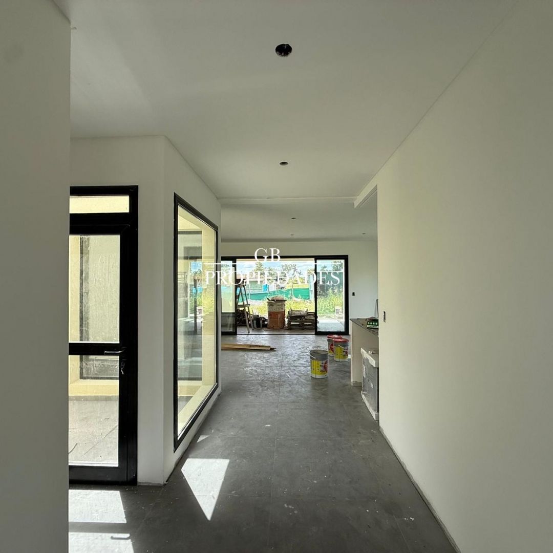 VENTA DE CASA EN Pilar - Santa Sofia - 12