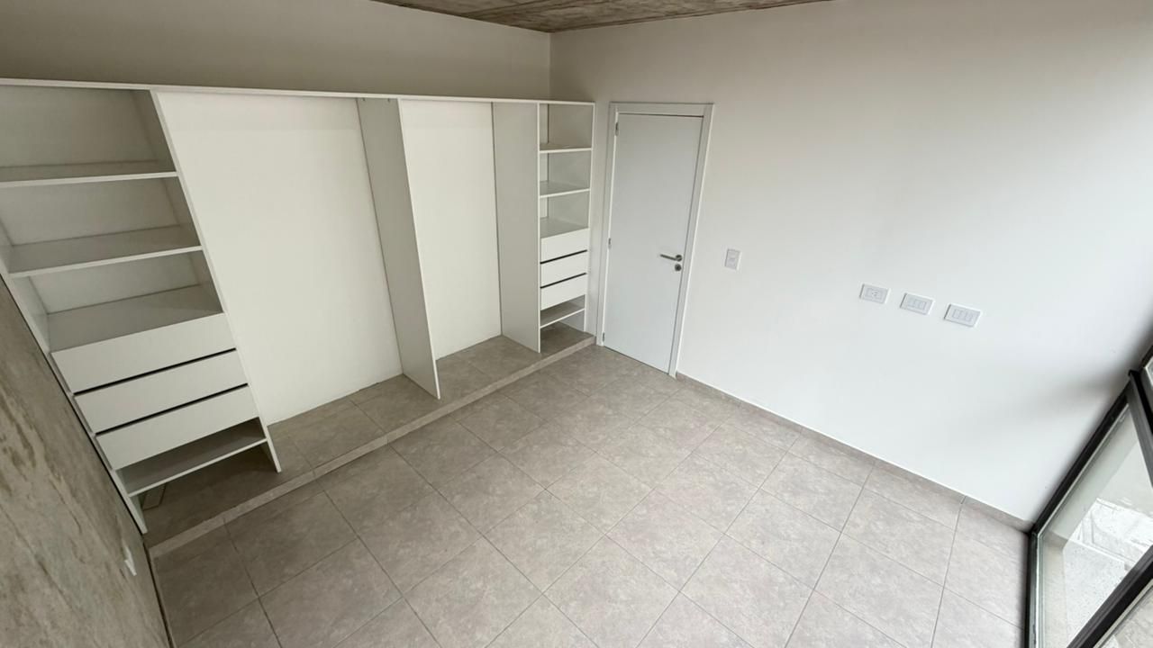 ALQUILER DE CASA EN José C Paz - 17