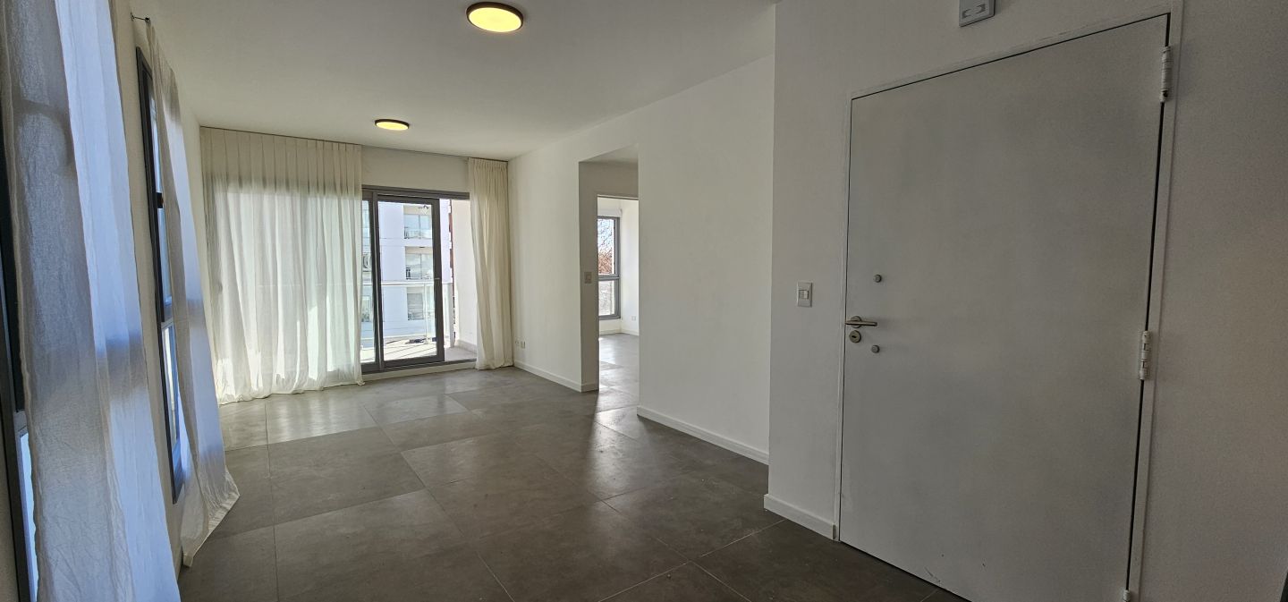 Departamento en Montes de Oca 300