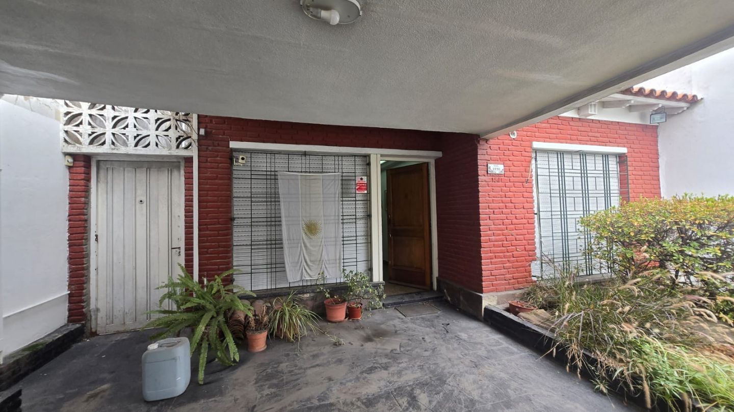Casa en PERU 2700