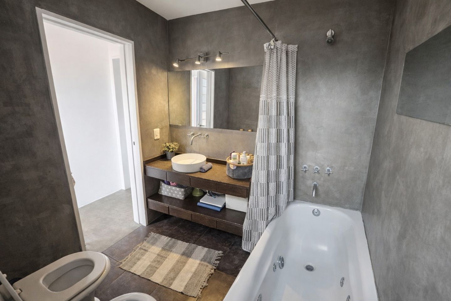 Casa en Venta en General San Martin, G.B.A. Zona Norte