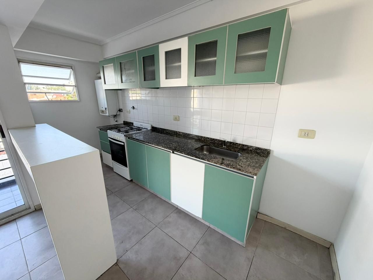 ALQUILER DE DEPARTAMENTO EN Tres de Febrero - Santos Lugares - 2