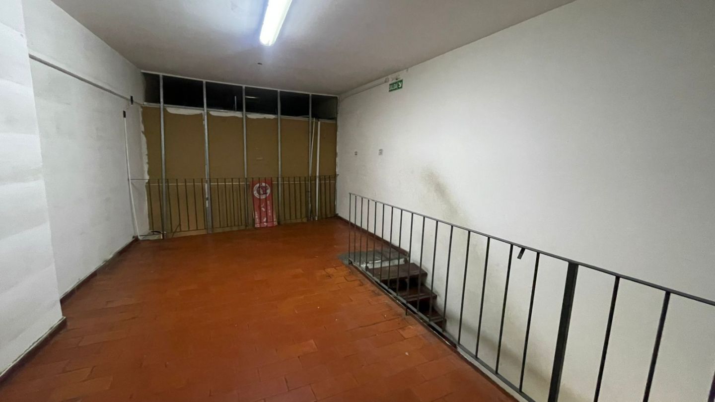 ALQUILER DE LOCAL EN Capital Federal - Villa del Parque - 7