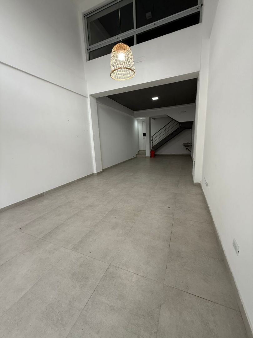 Local Comercial en Alquiler en General San Martin, G.B.A. Zona Norte