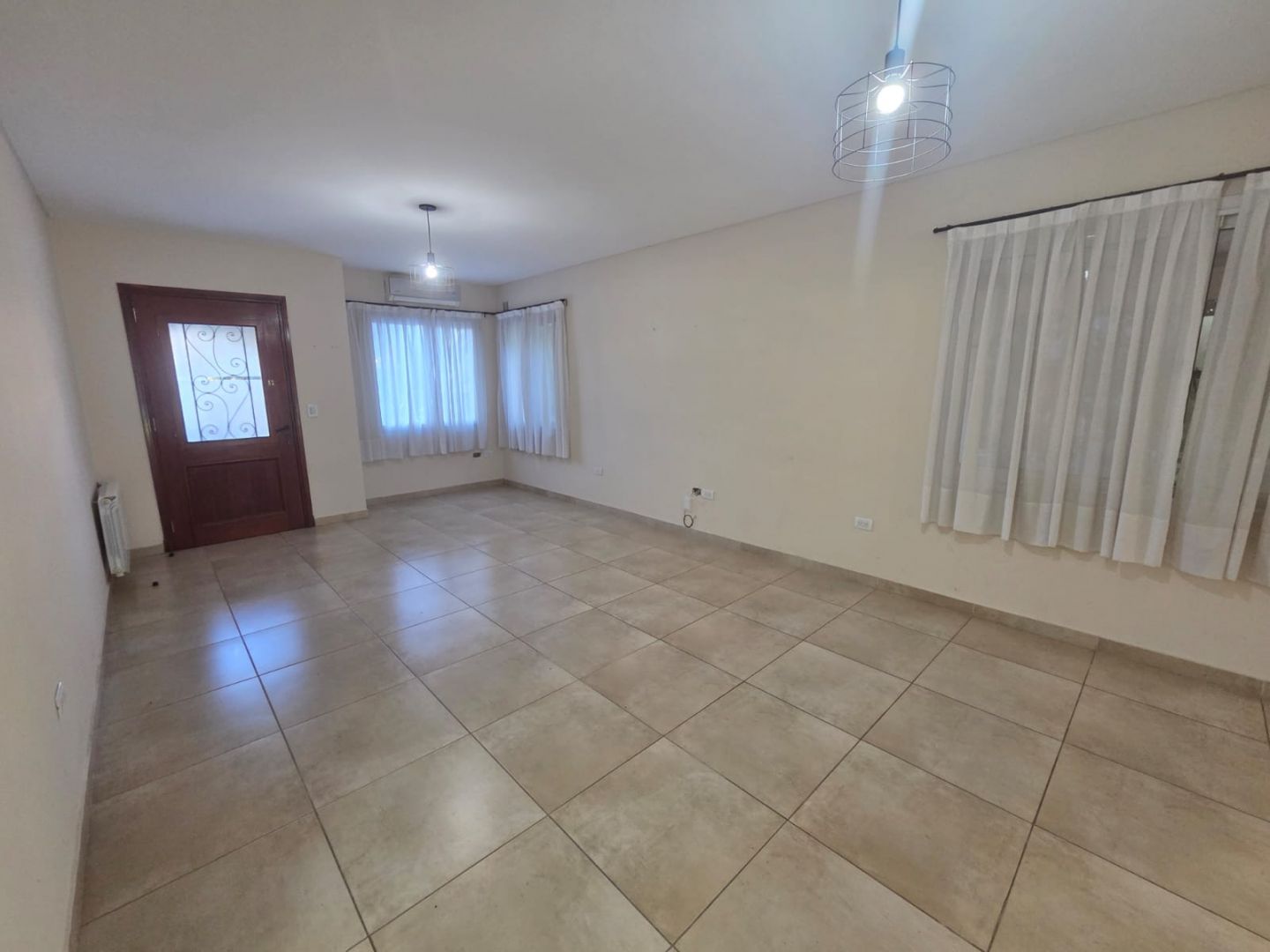 Casa EN ALQUILER