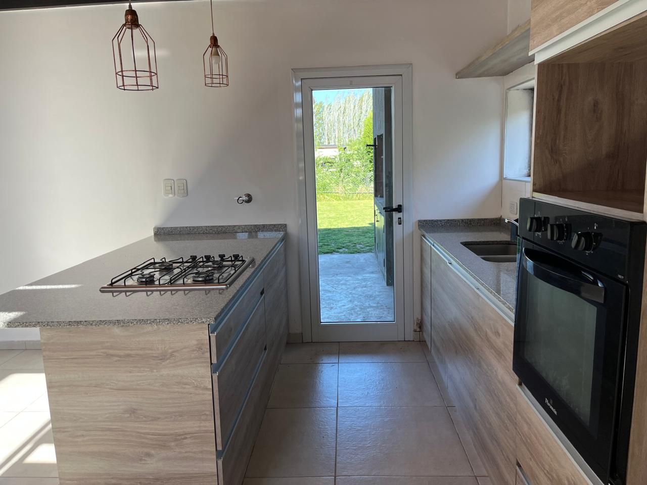 VENTA DE CASA EN Esteban Echeverría - Santa Inés - 6