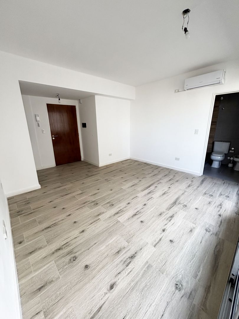 Departamento en Av. Independenci 2600