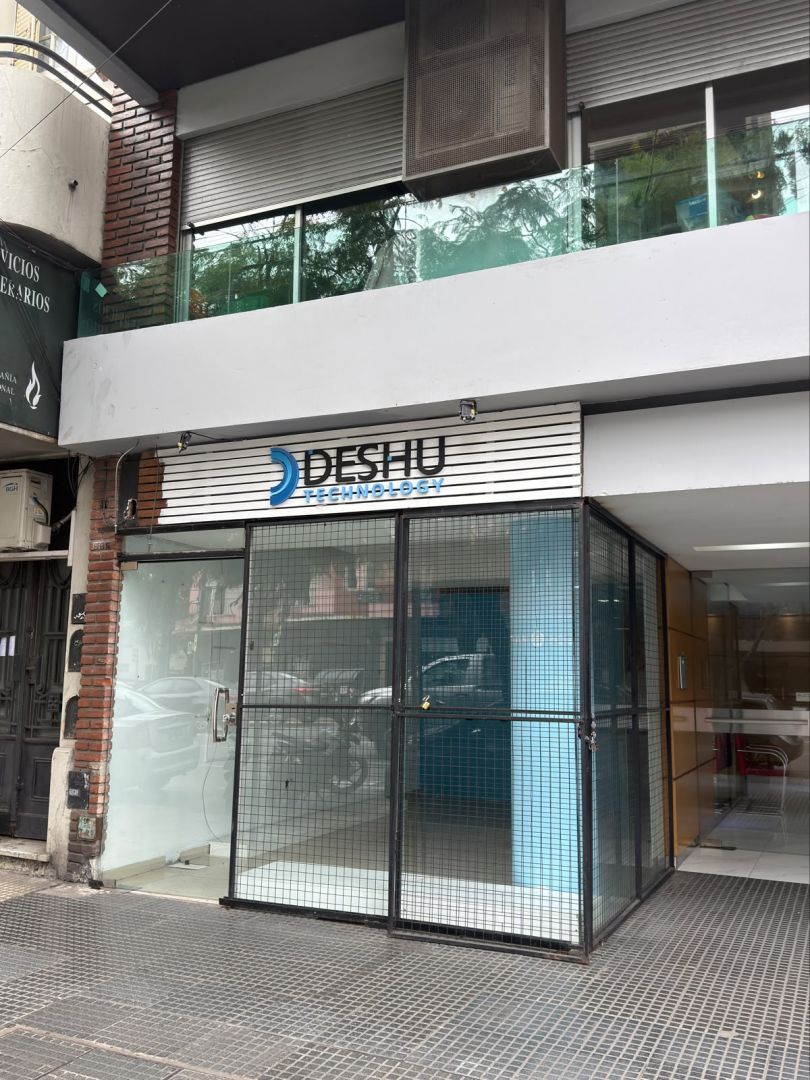 Local Comercial en ALVAREZ THOMAS,  900