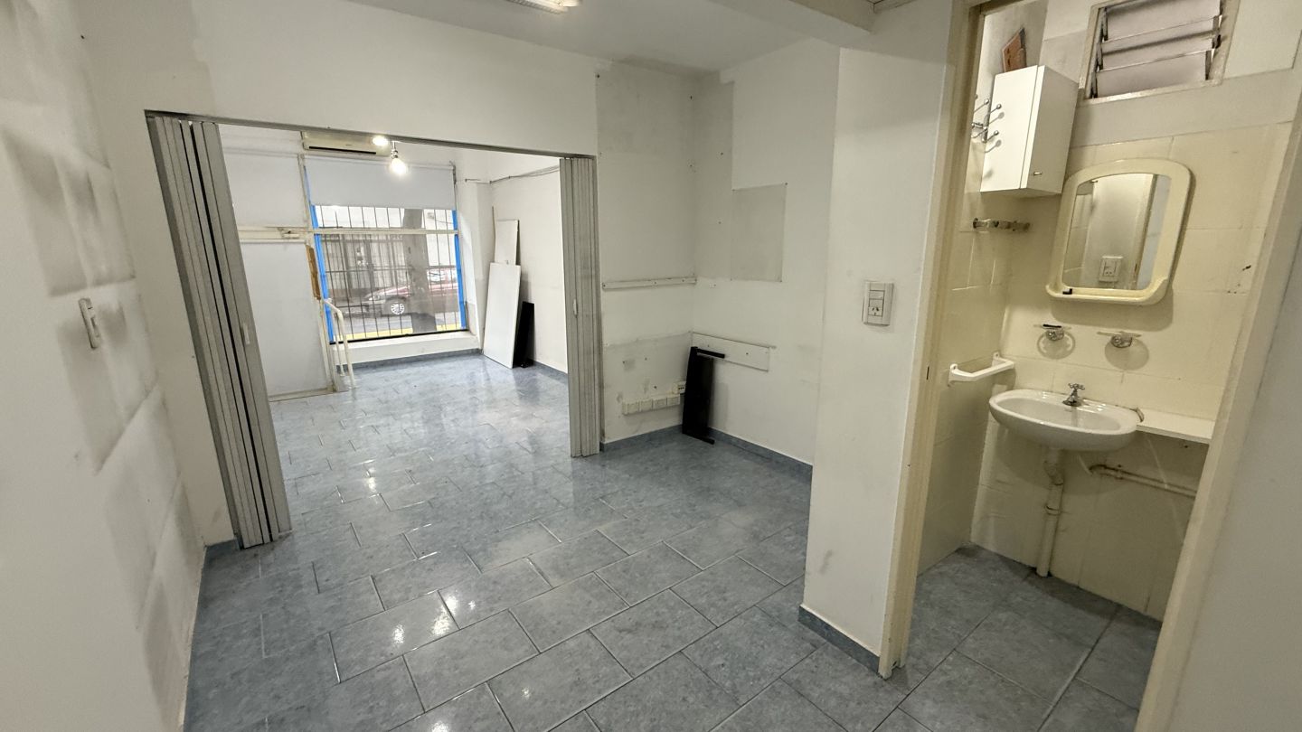 Local Comercial en Alquiler en San Cristobal, Capital Federal