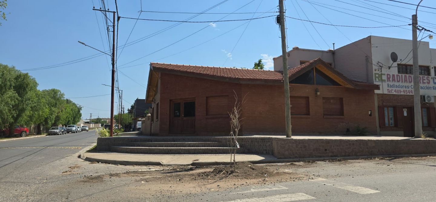 LOCAL EN ALQUILER