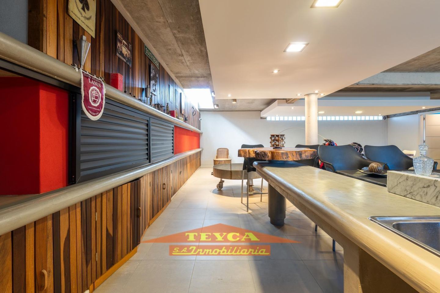 Casa en venta  6 ambientes