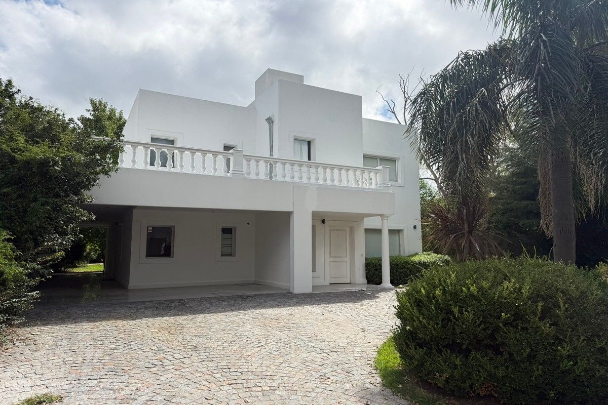 Casa en Alquiler en Pilar, G.B.A. Zona Norte