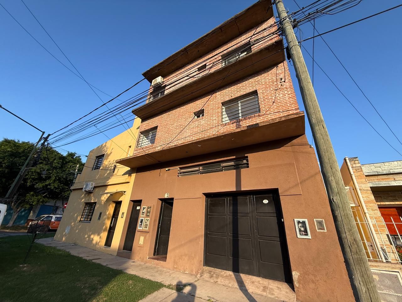 Casa en colombres 1100