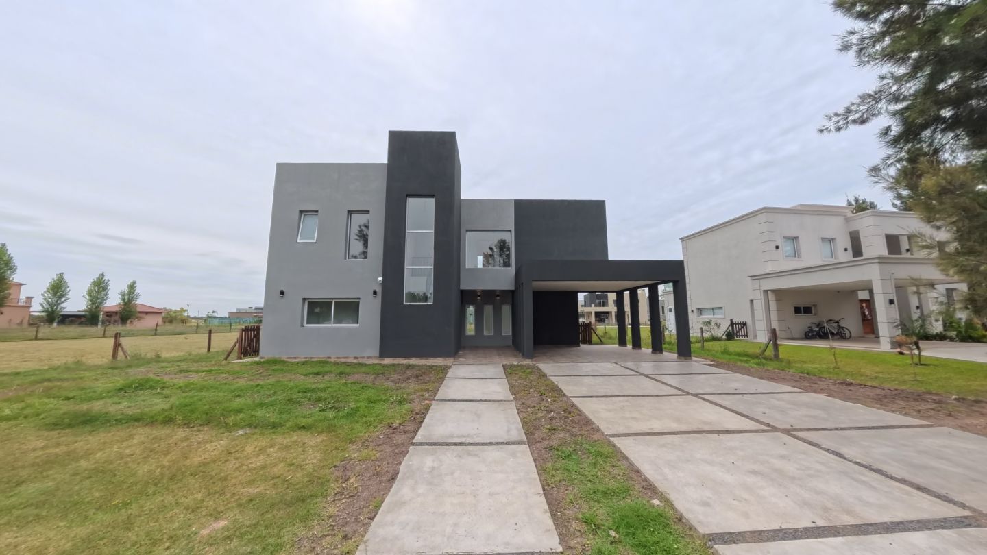 Casa EN VENTA