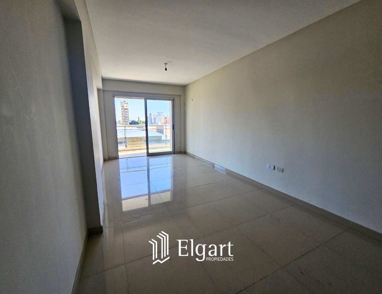 ALQUILER DE DEPARTAMENTO EN San Miguel de Tucumán — foto 2