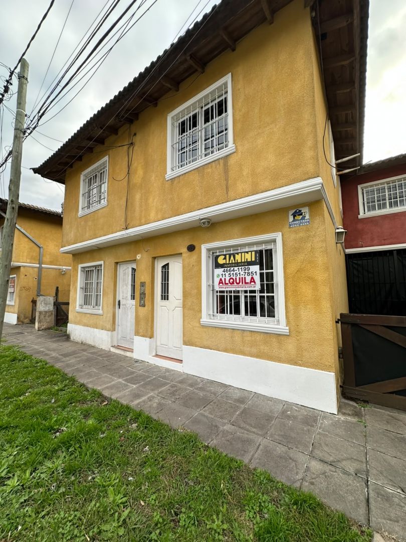 Casa en venta y alquiler 3 ambientes