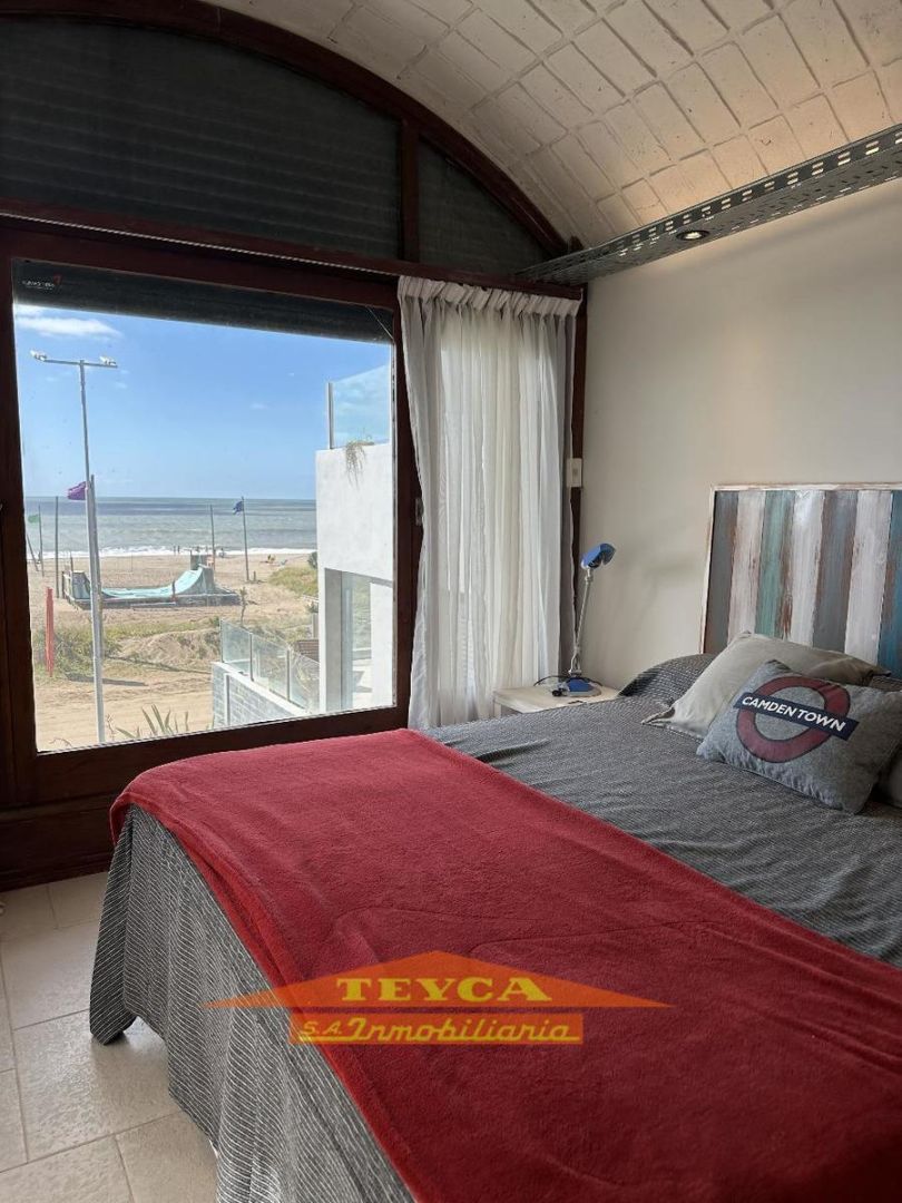 Casa en venta Lasalle 10 ambientes