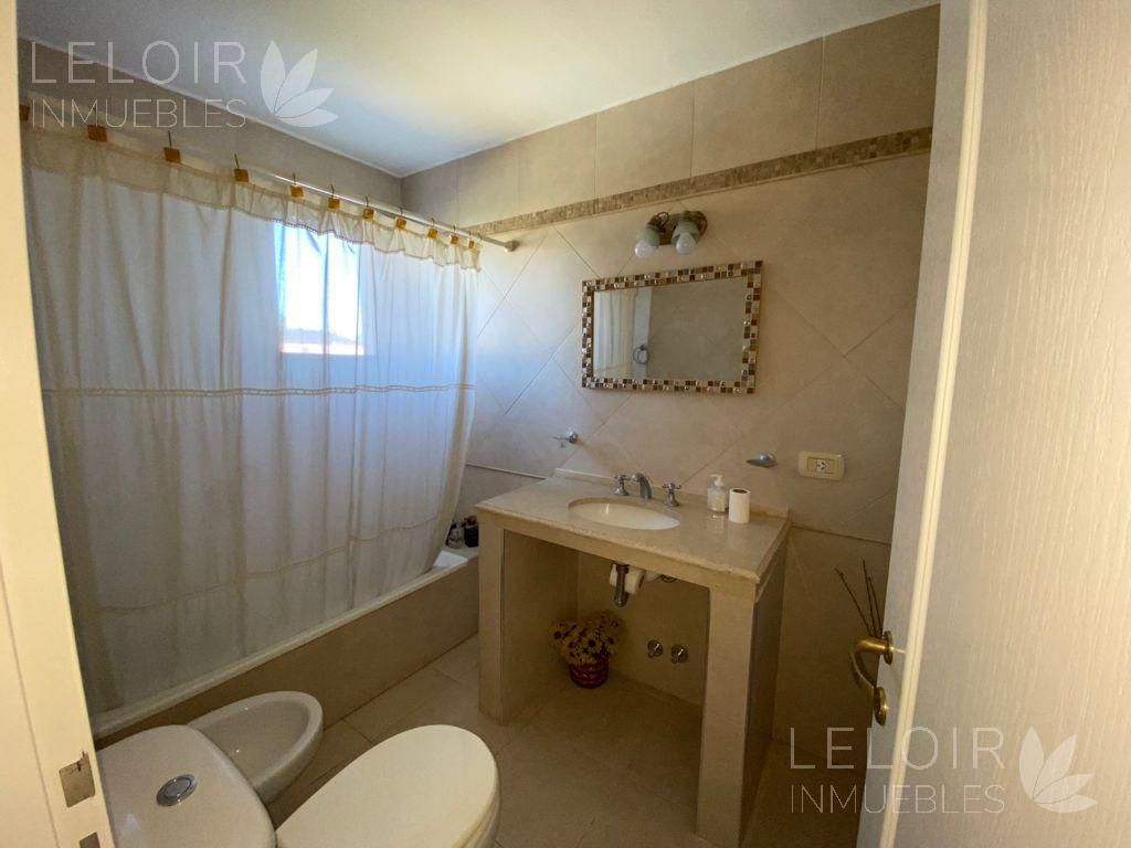 Casa en Venta en Ituzaingo, G.B.A. Zona Oeste
