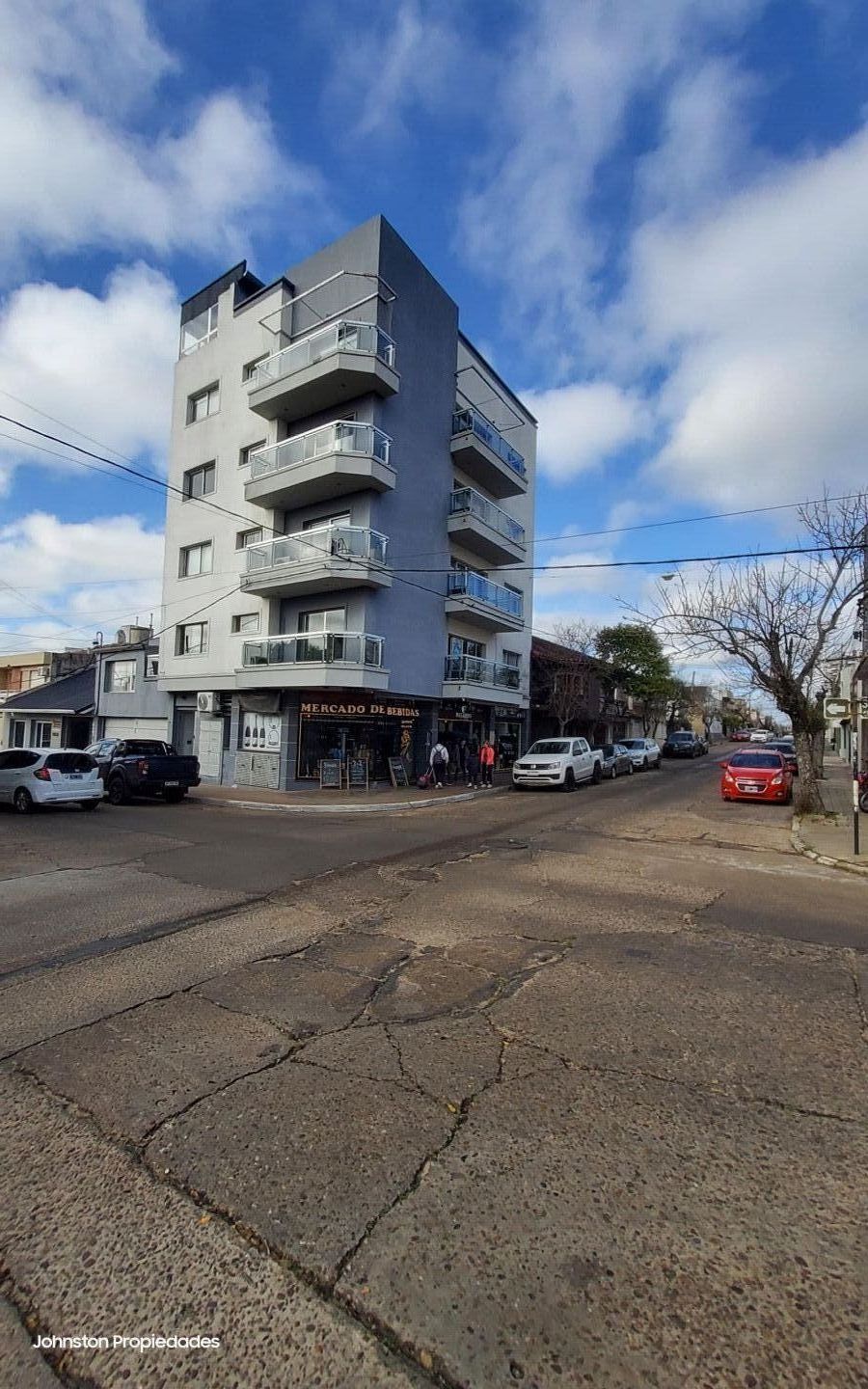 Departamento en 3 DE FEBRERO 200